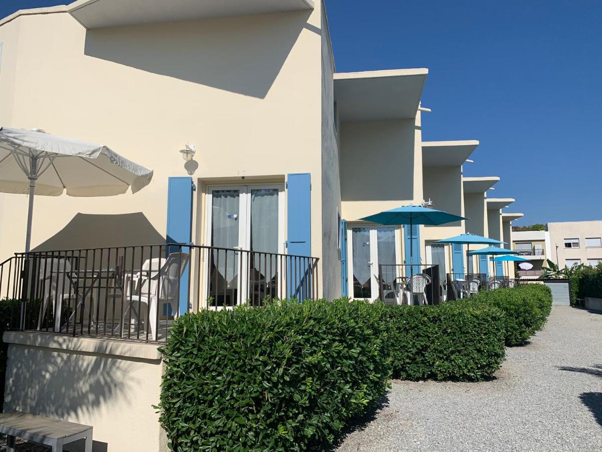 Hotel L'Etape Вильнёв-Лубе Экстерьер фото